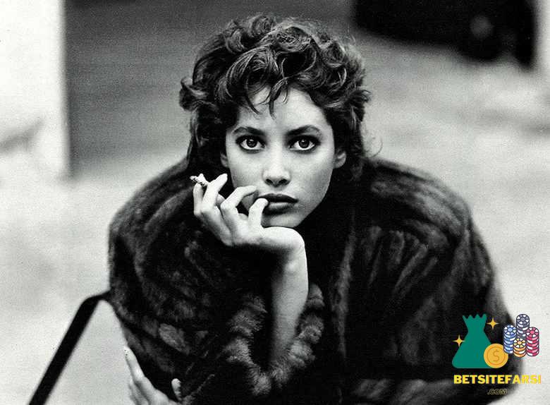 کریستی تورلینگتون کجا زندگی می کند؟